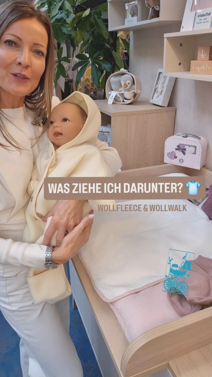 Was ziehe ich bei milden Temperaturen unter Wollfleece oder Wollwalk an? 🍂 Genau diese Frage kommt bei uns jetzt in der…